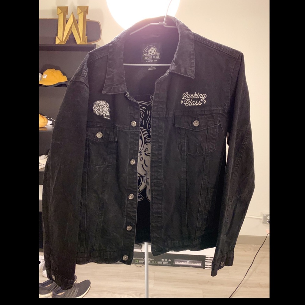Denim’s Jacket - Picture 3 of 3
